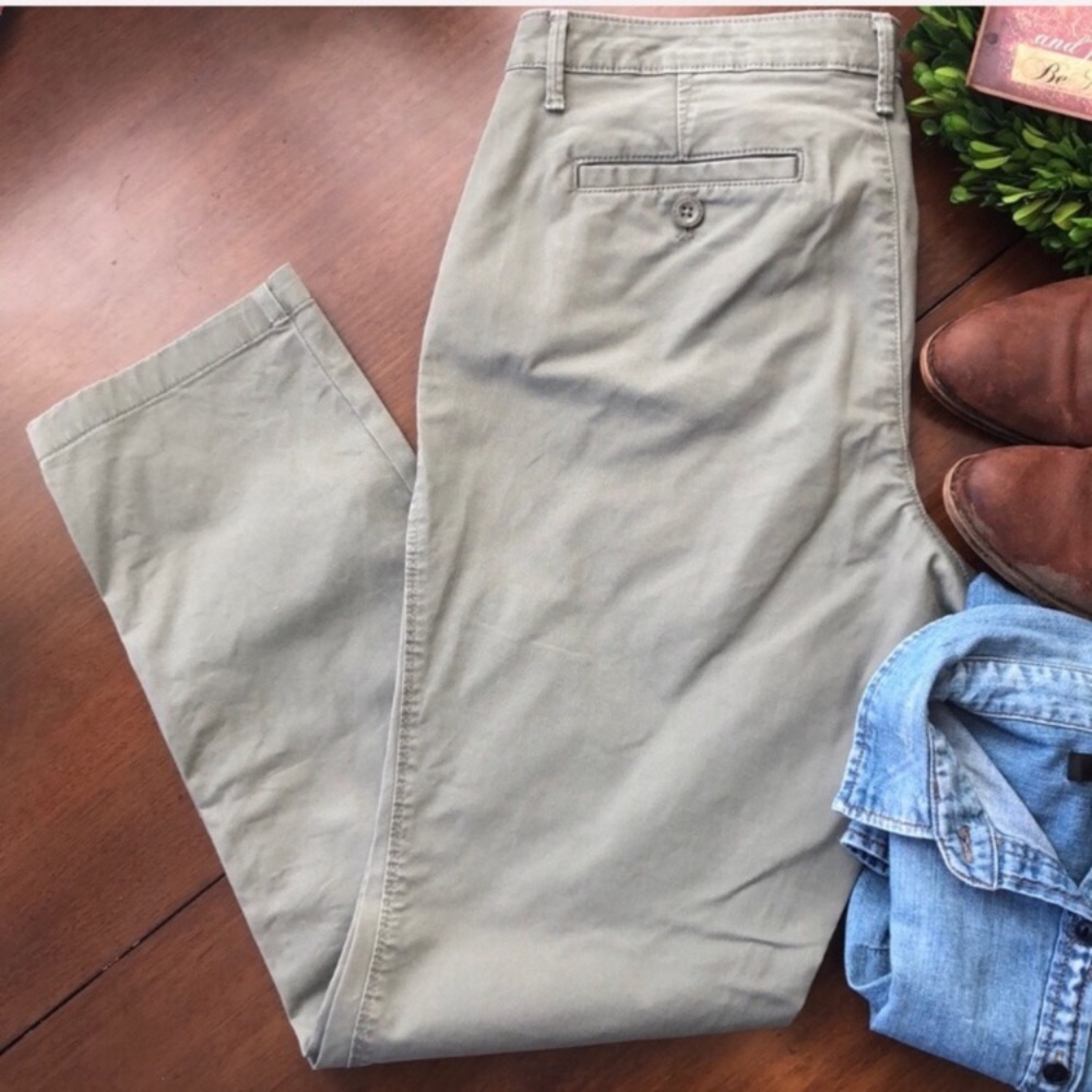 Eddie Bauer Legend Wash Boyfriend Slim Pant